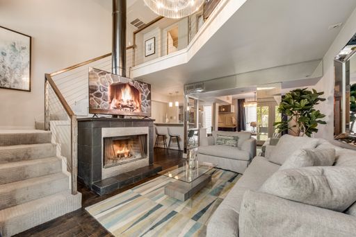 6011-216 Tango (2 story loft) (Fireplace) – photo 1