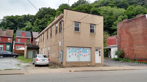 Large 3 Bed - 2 Full Bath Loft with Central Air and Hardwood Floors - West End – photo 1