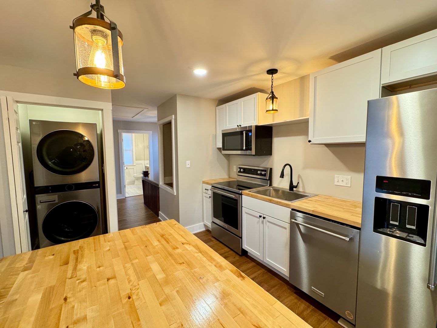 Pittsburgh Apartment: 931 BALDWIN ST