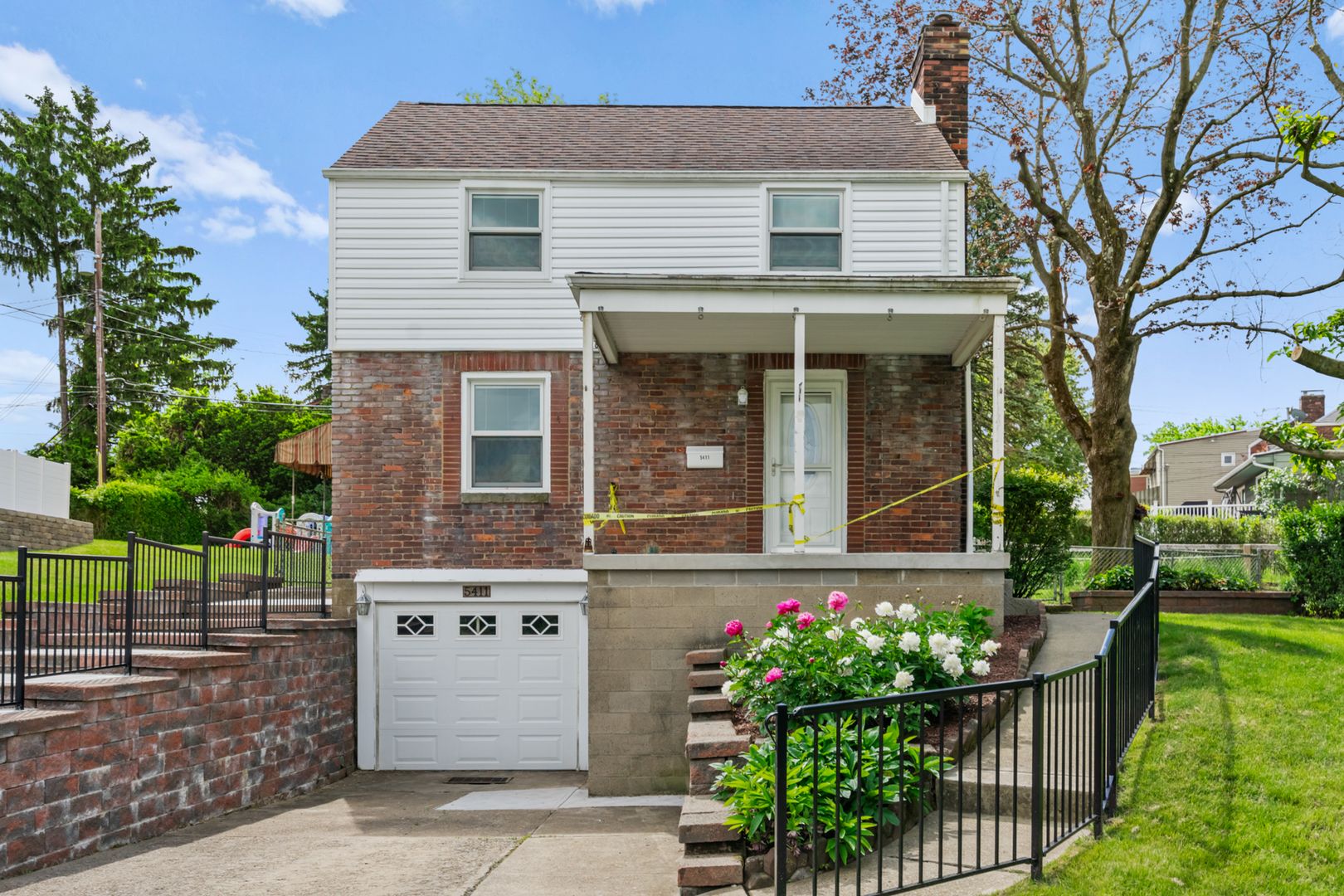 Pittsburgh House: 5411 Fieldcrest Drive