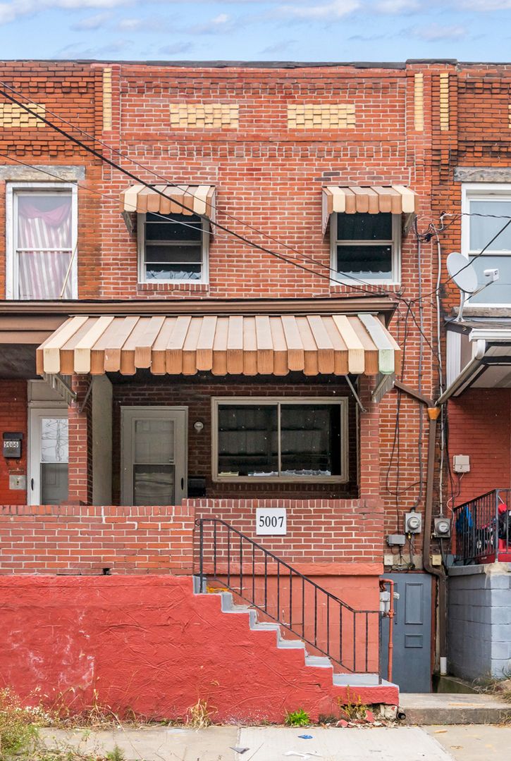 Pittsburgh House: 5007 Blair Street