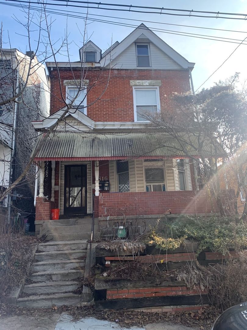 Pittsburgh Apartment: 816 N. Sheridan Avenue