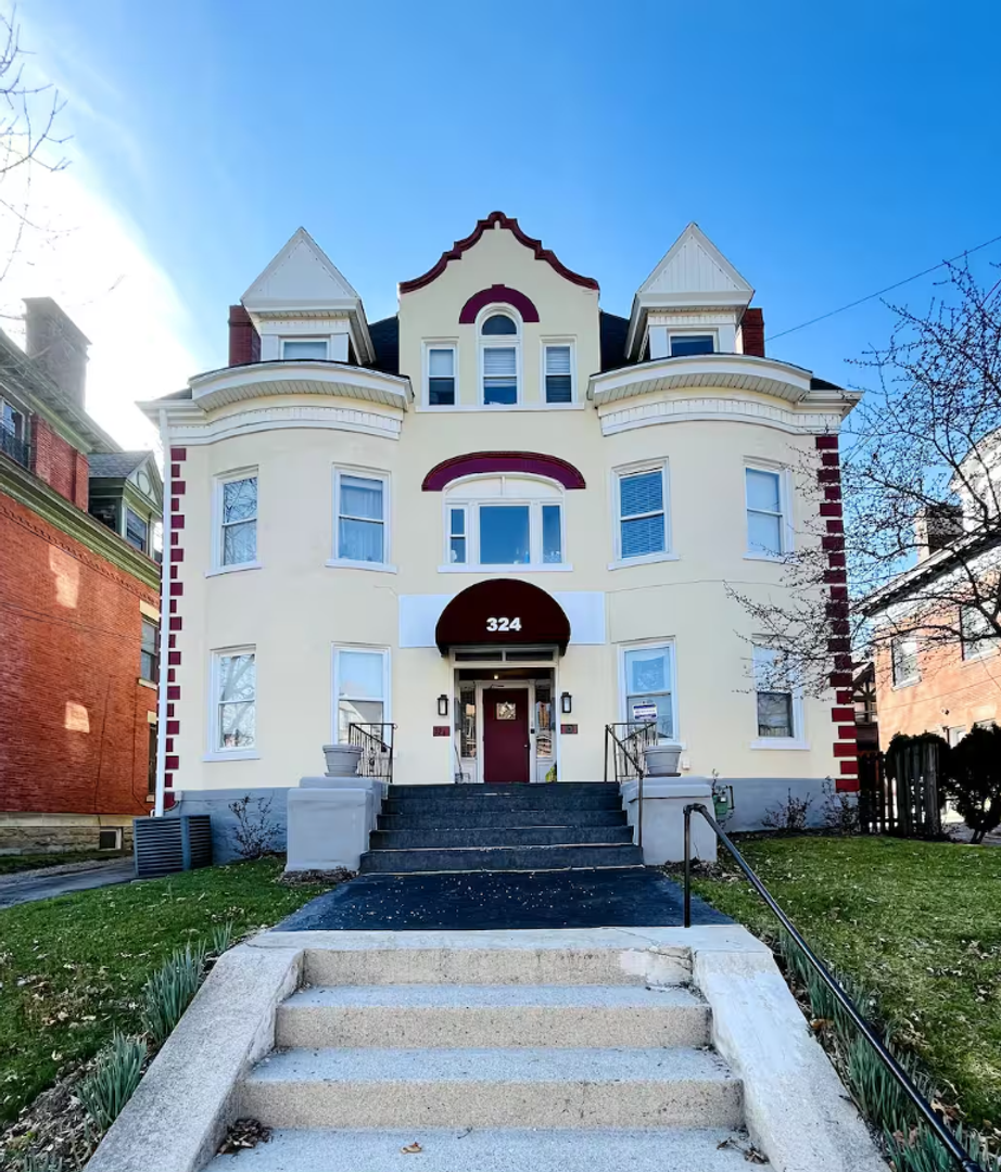 Pittsburgh Apartment: 324 S Negley Avenue
