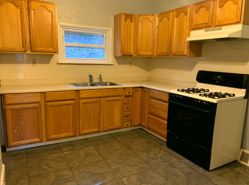 Huge 2 Bedroom in Mt Washington! Available Now! – photo 1