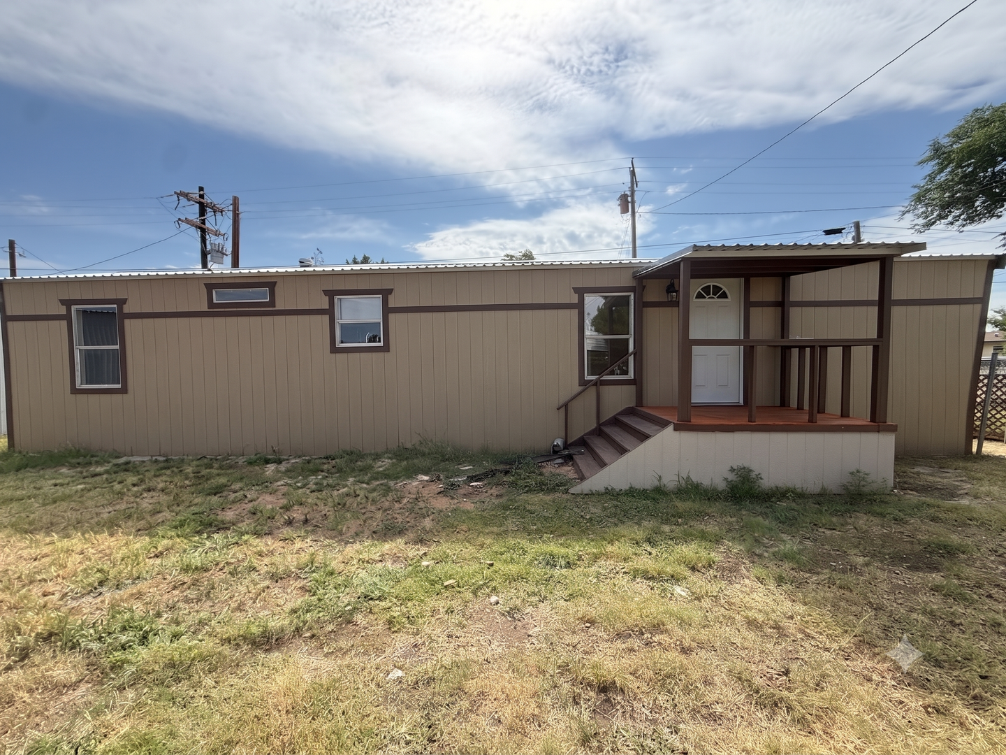 Lovington House: 1113 1/2 S 3rd Street