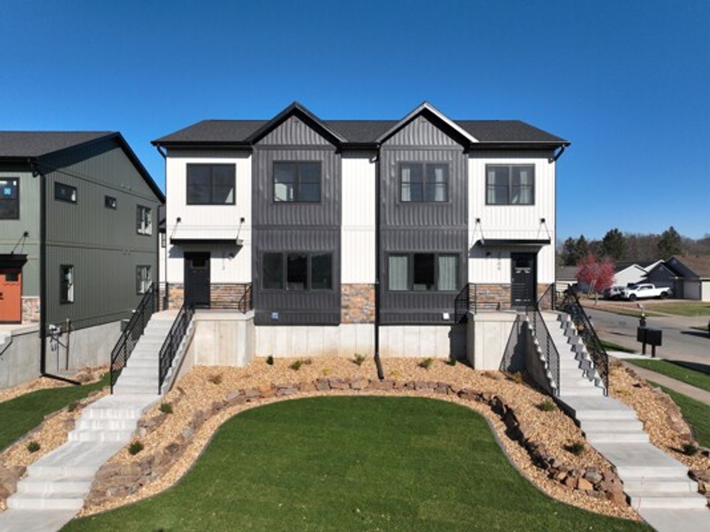 Altoona Townhome: 2526 Otter Tail way