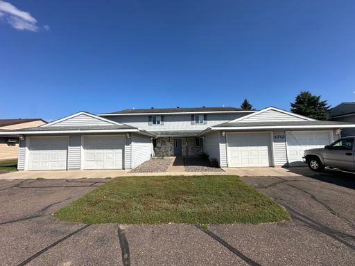 Spacious 2BR Unit – Southside Eau Claire – photo 1