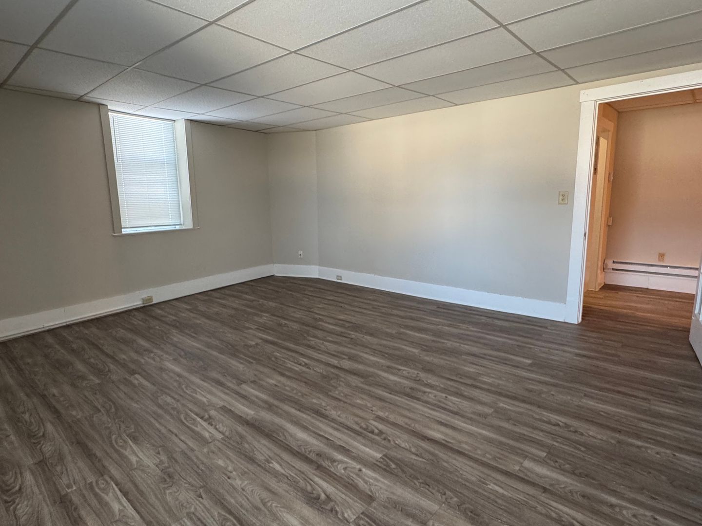 Eau Claire Apartment: 920 Oxford Ave