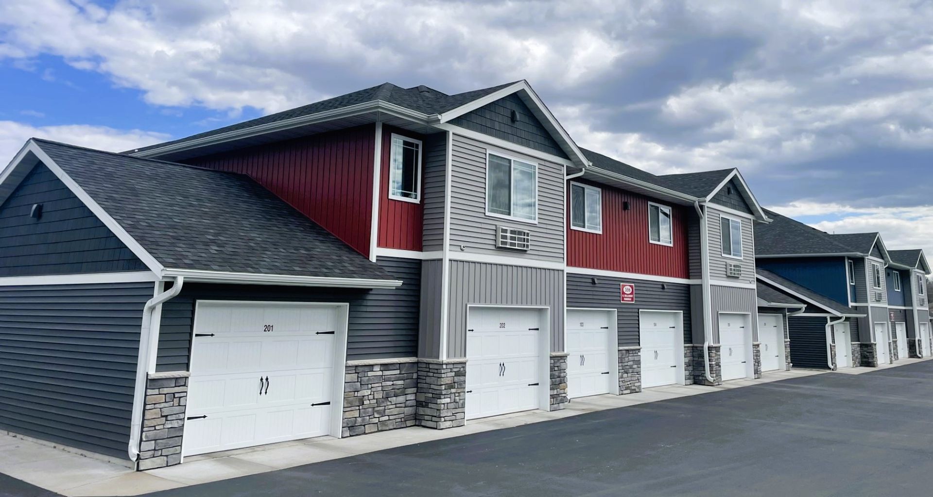 Altoona Apartment: 596-598 N. Hillcrest Parkway