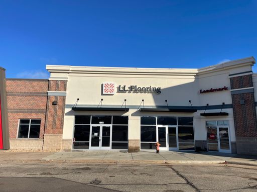 Prime Commercial Space for Lease in Eau Claire, WI – photo 1
