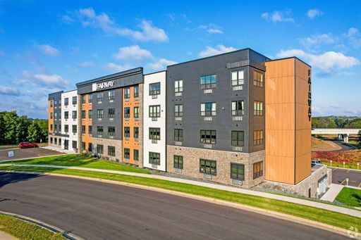 Luxury Studio Apartment with Underground Parking