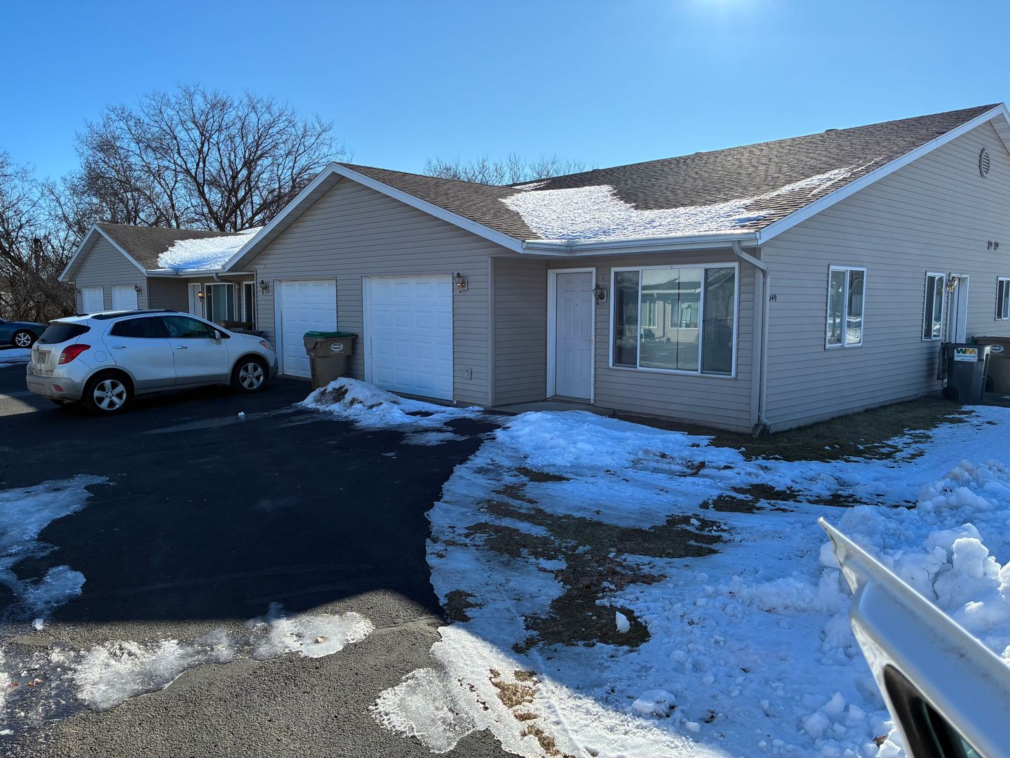 Chippewa Falls Apartment: 1049 Evergreen Lane