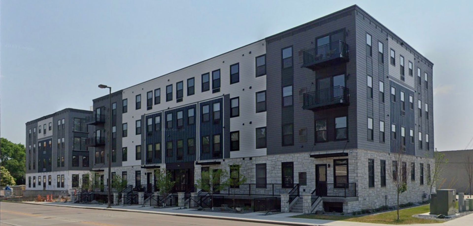 Eau Claire Apartment: 715 S Barstow St Eau Claire