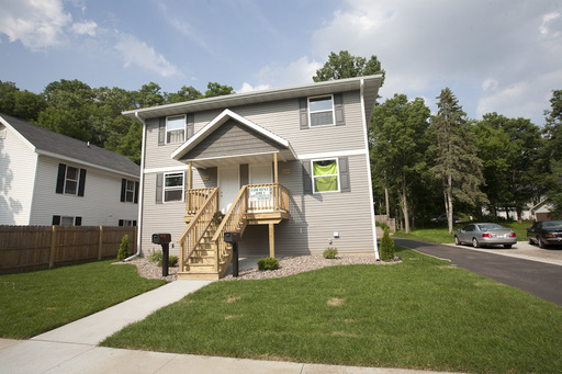 Newer Construction! Spacious 4BR/2ba Duplex Near Downtown & UWEC! – photo 1
