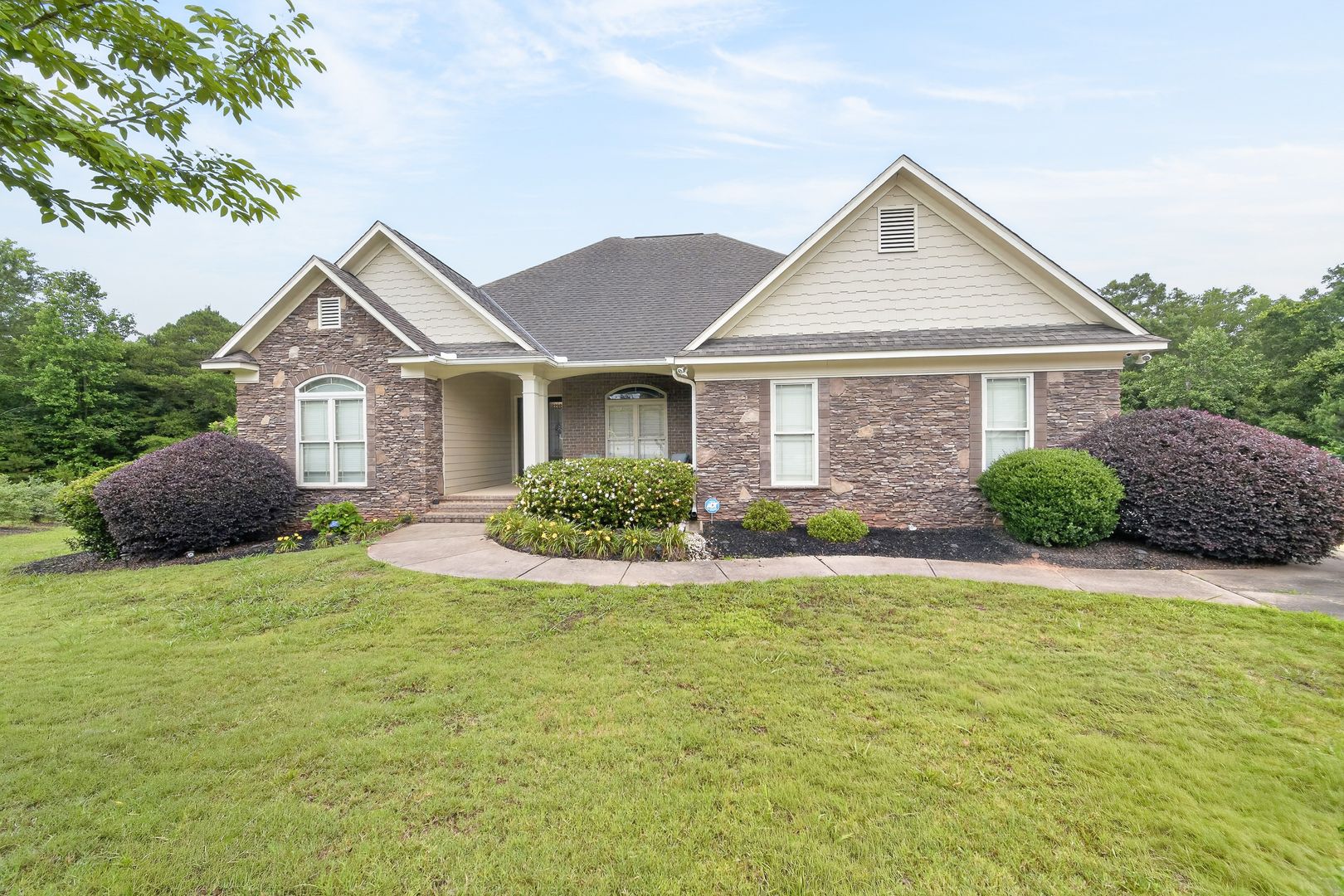 Columbus House: 9027 Cimarron Court