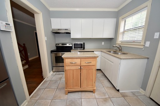 Gated 3 Bedroom, 2 Bathroom Near Chickasaw Gardens – photo 1