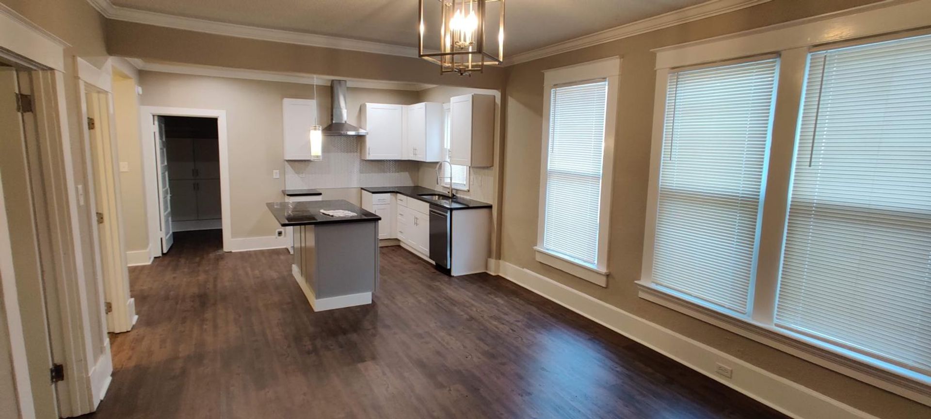 1029 Bruce Street 6 of 12