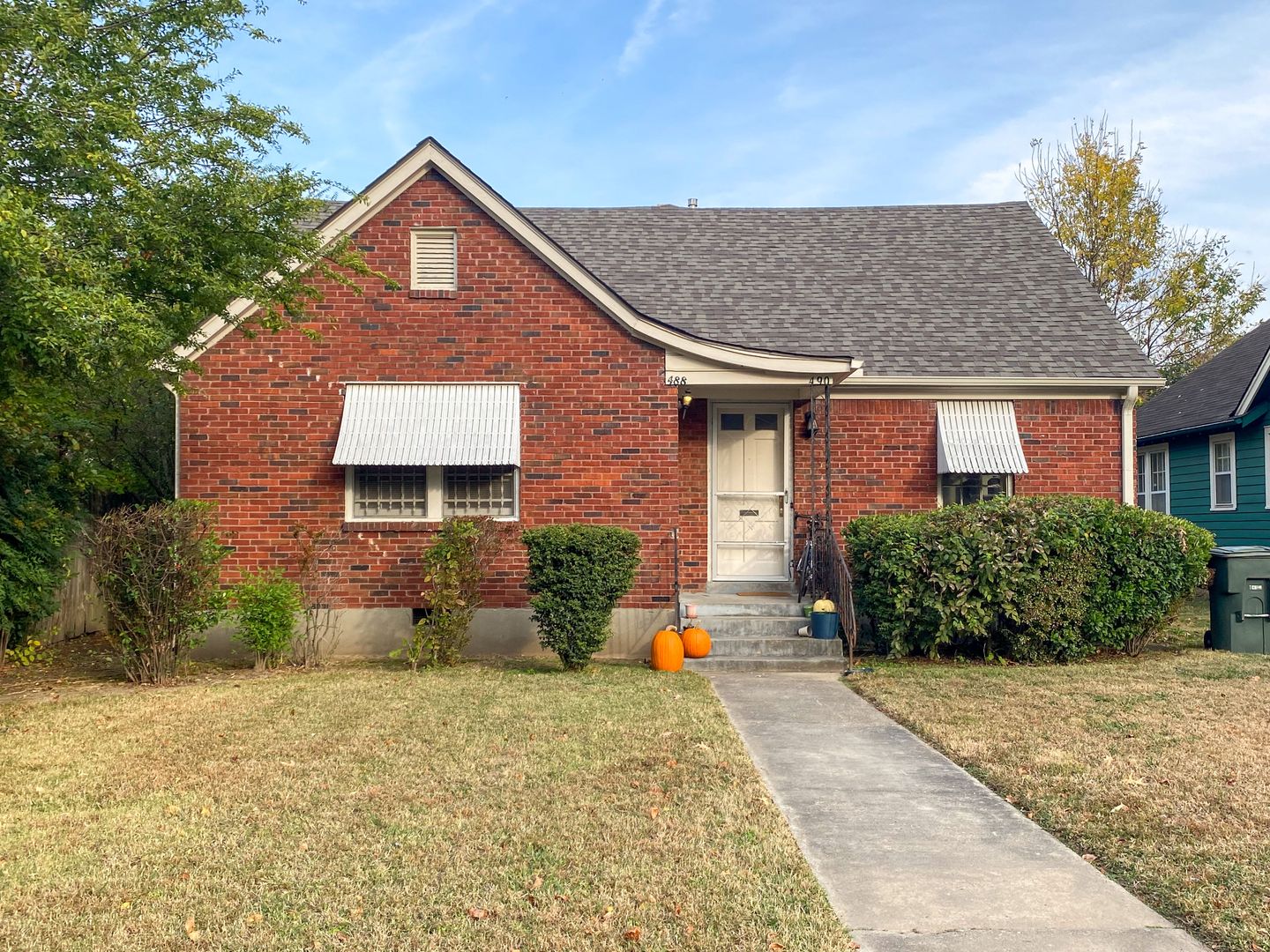 Memphis House: 488 Ellsworth