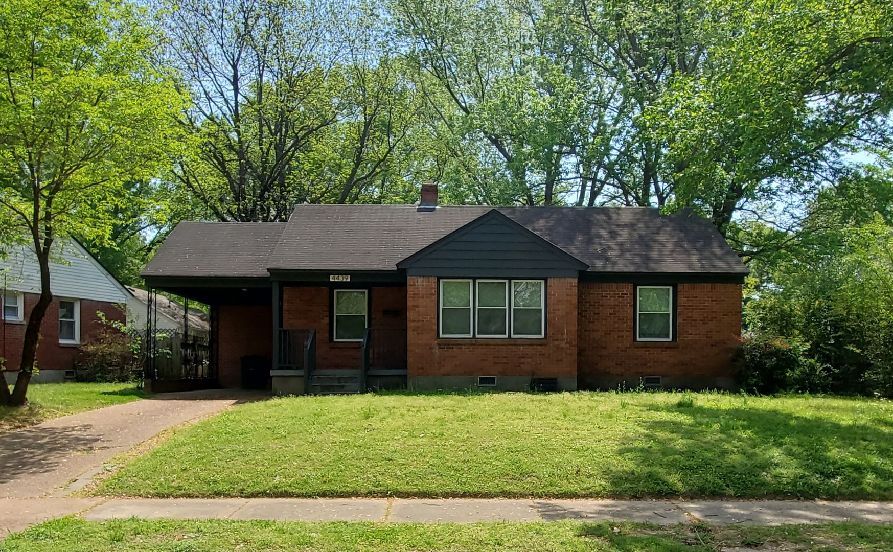 Memphis House: 4439 Leatherwood Avenue