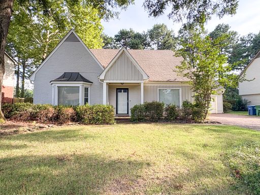 4 bedroom, 2.5 bath home over 2600 square feet near Farmington Elementary School – photo 1