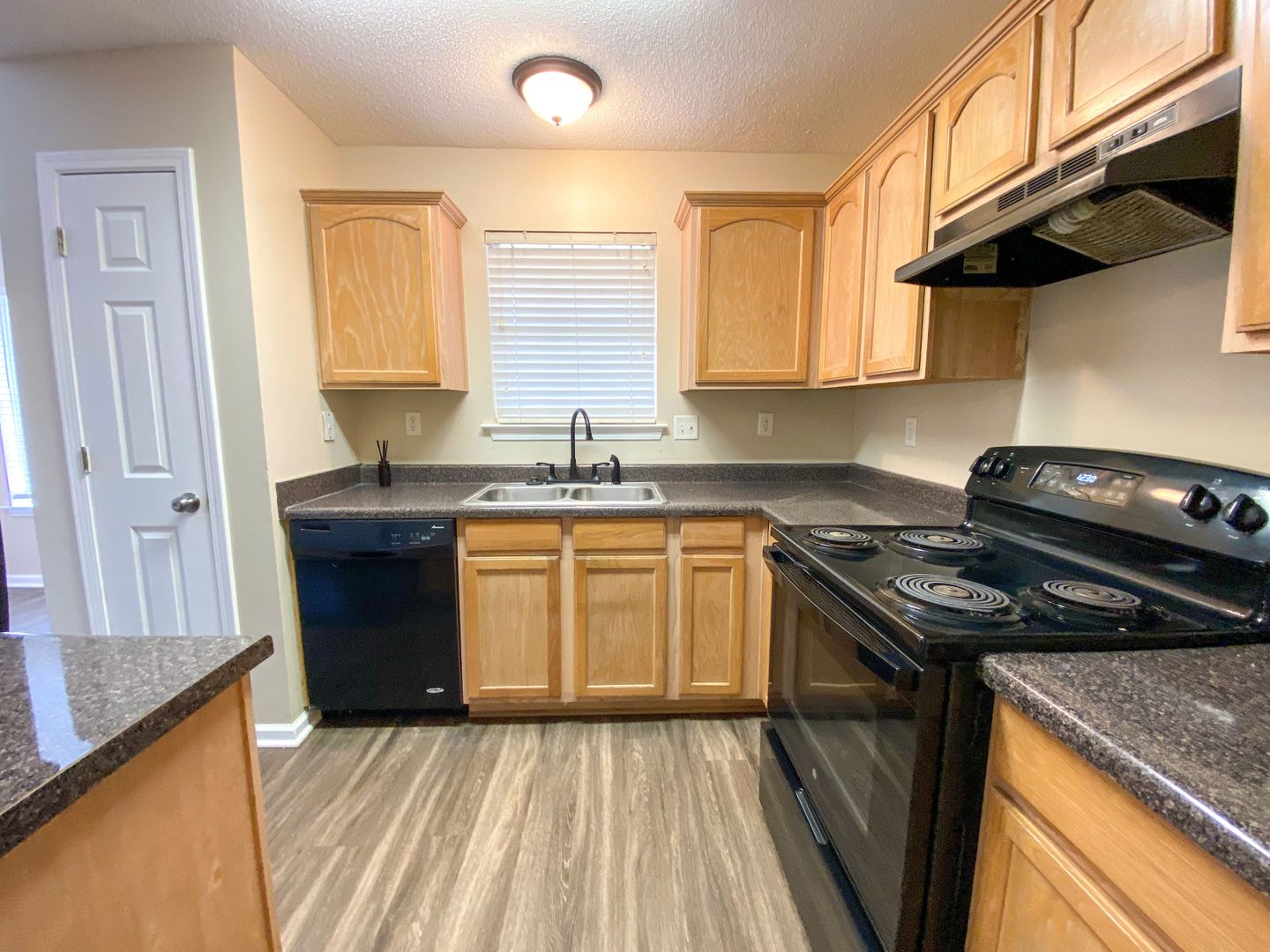 2797 Java Drive 7 of 8