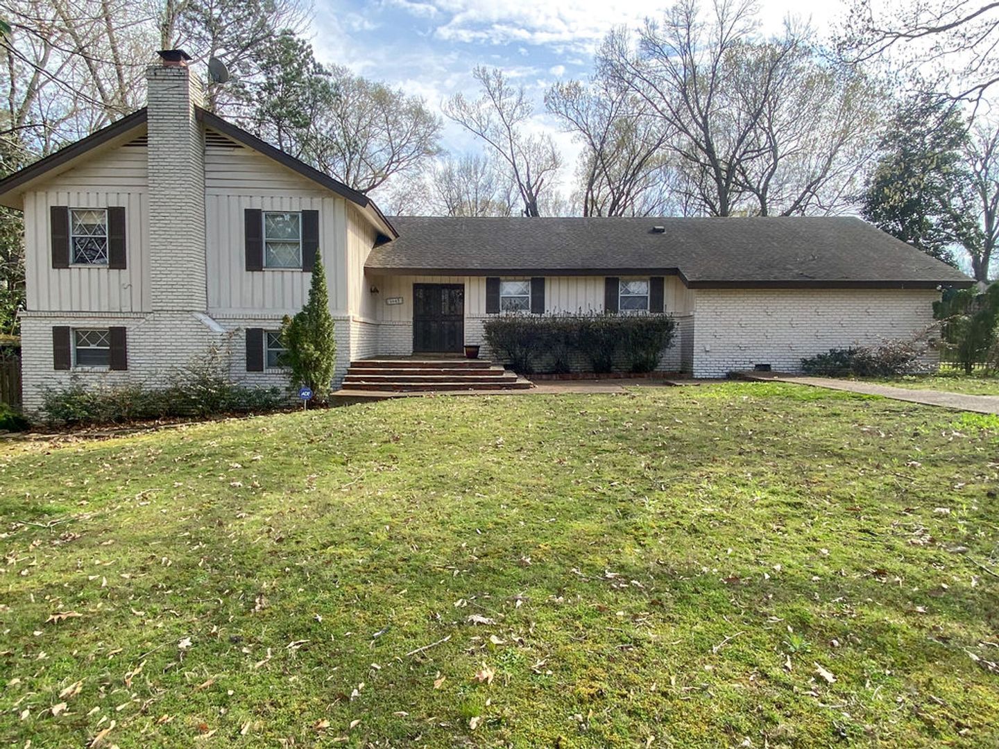 Memphis House: 5867 Brierdale Ave