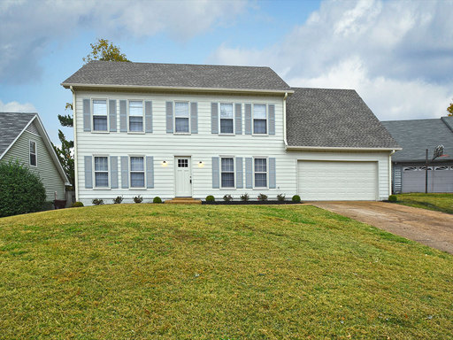 4 Bedroom, 2.5 Bathrooms Near S Germantown Rd and Winchester – photo 1