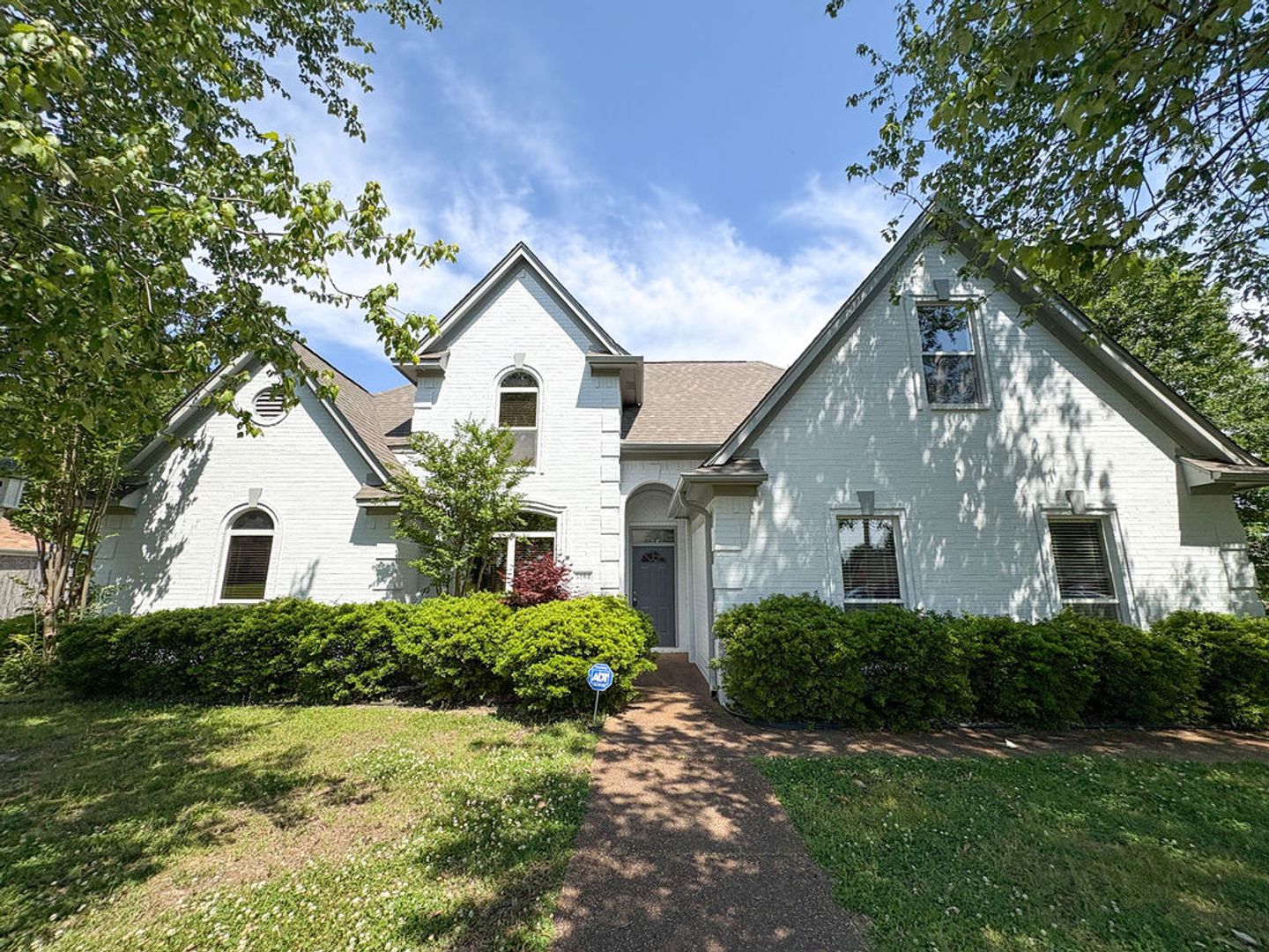 Bartlett House: 5184 Beagle Trail