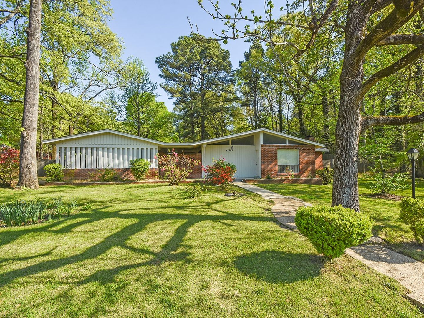 Memphis House: 4756 Stage Road