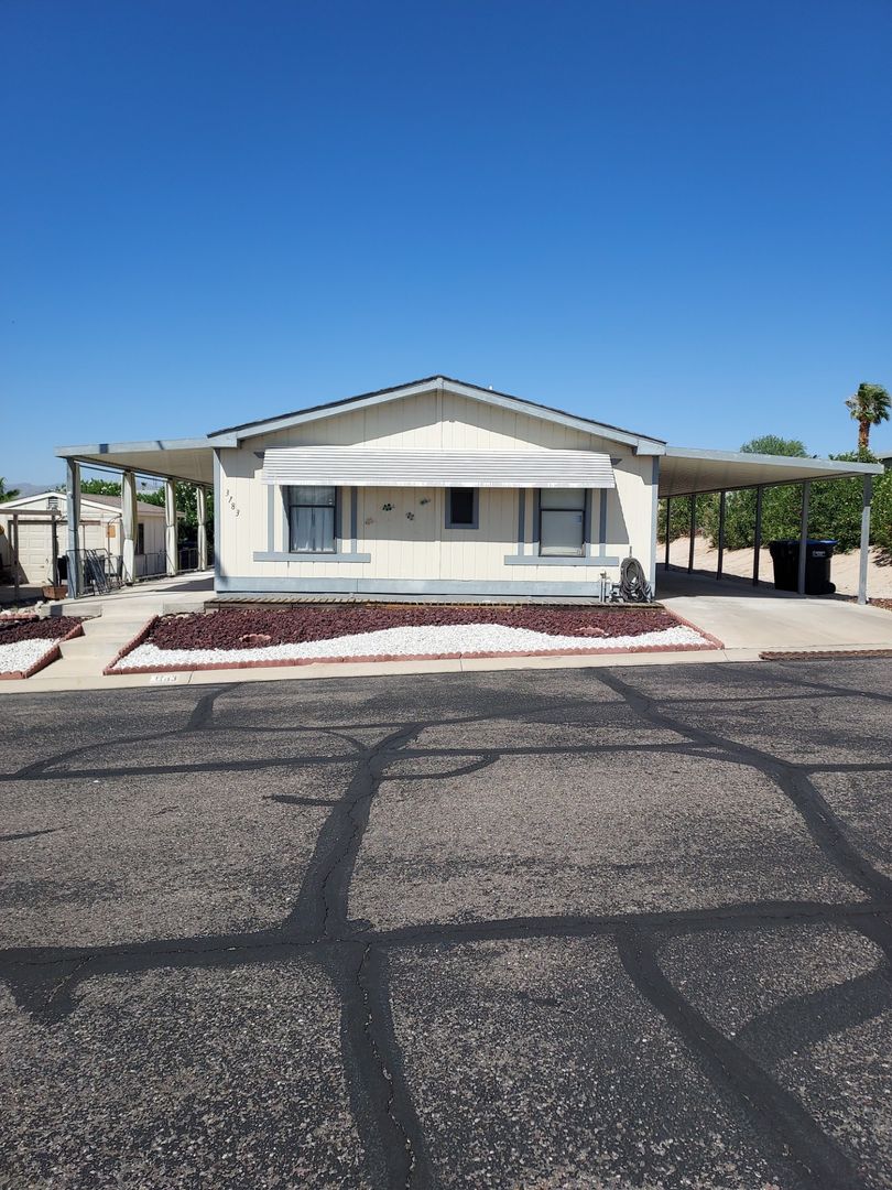 LAUGHLIN Apartment: 3183 DEL MONTE