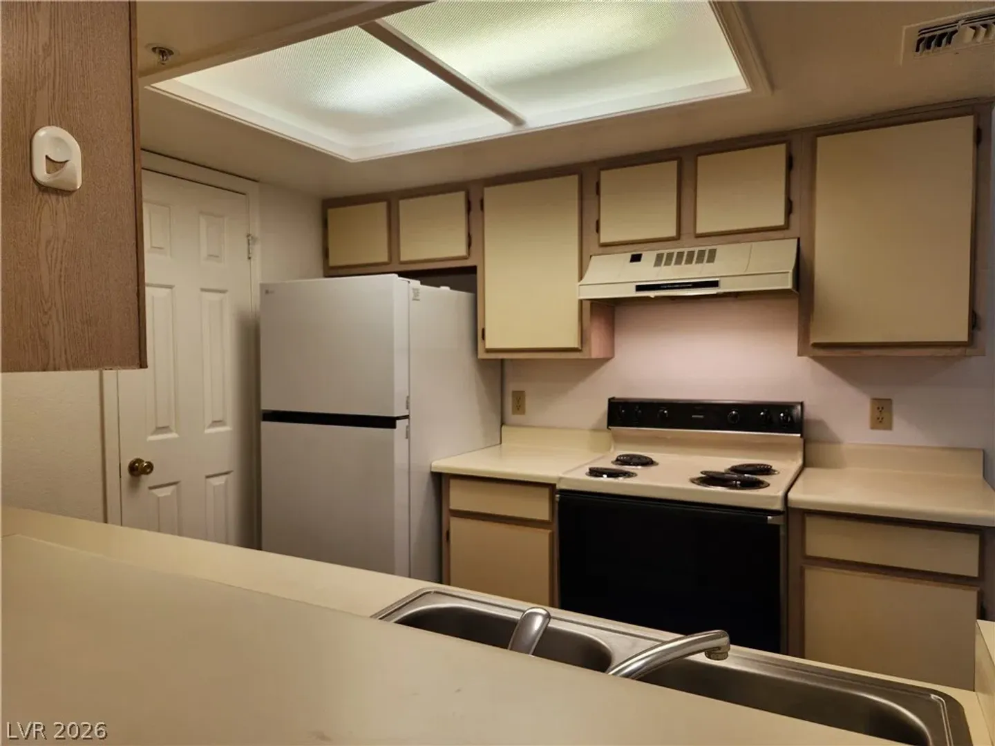 Laughlin Condo: 3550 Bay Sands Drive  #1059
