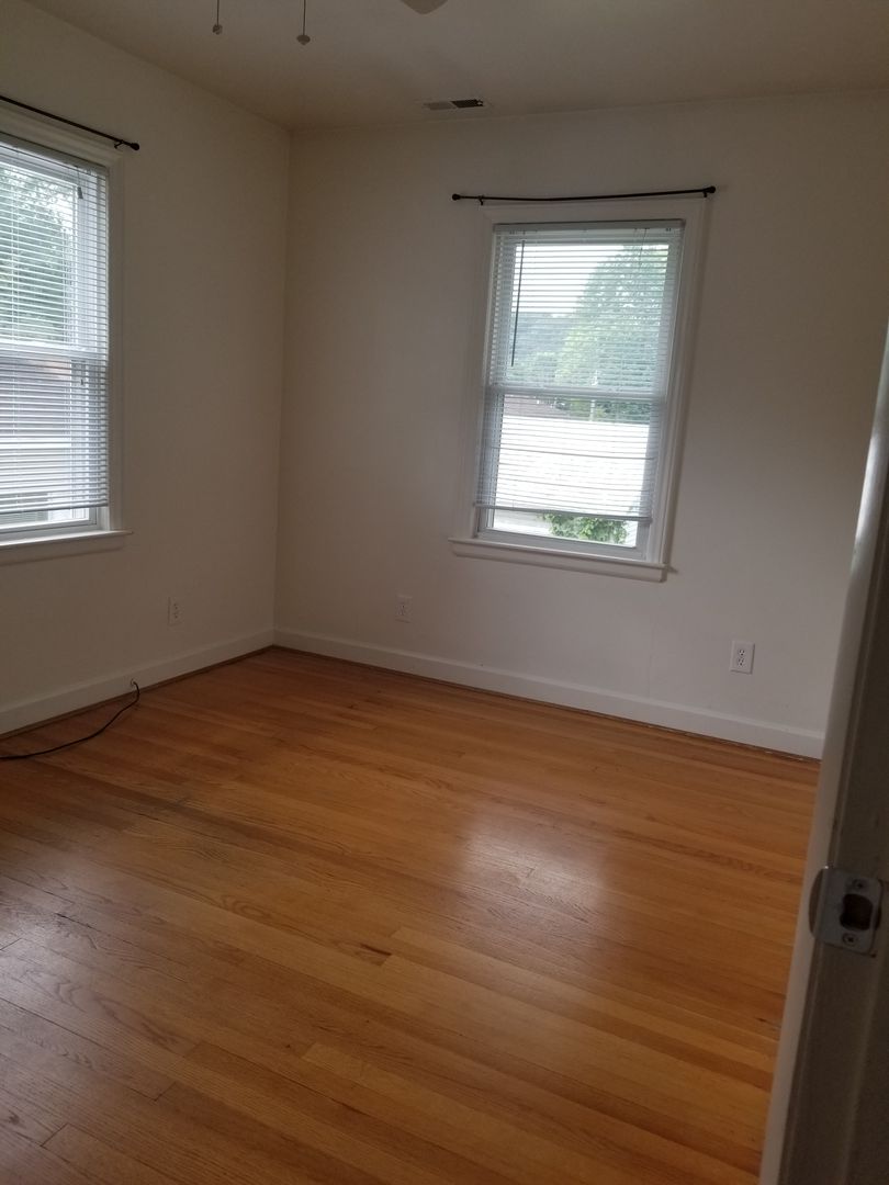 Blacksburg Apartment: 510 Harrell Street