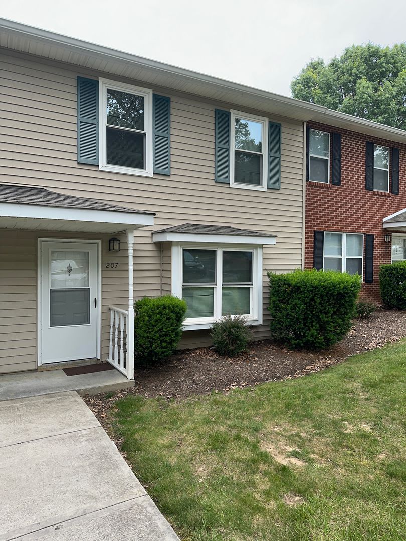 Blacksburg Townhome: 207 Janie Lane