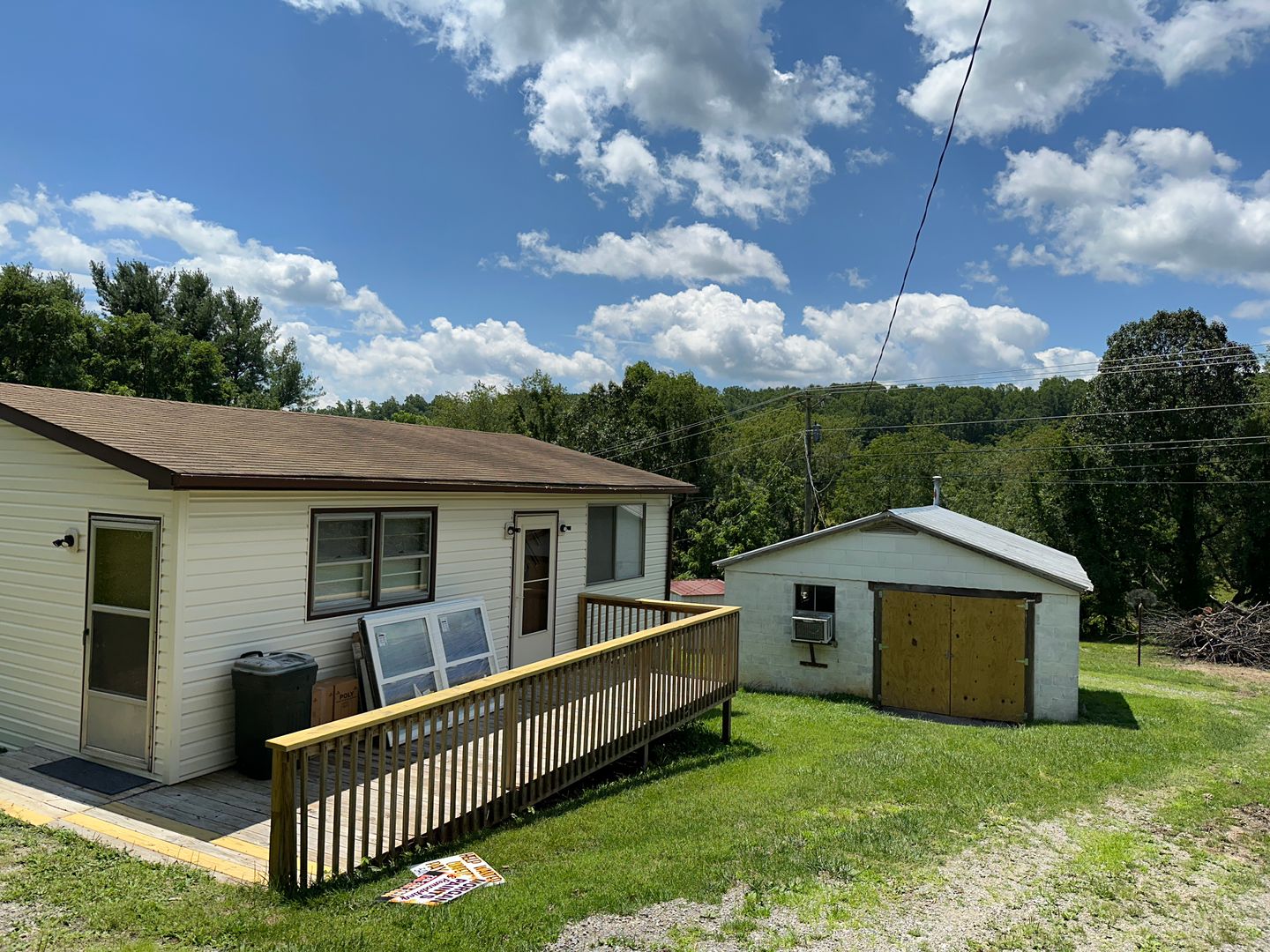 Blacksburg House: 3389 Happy Hollow Road