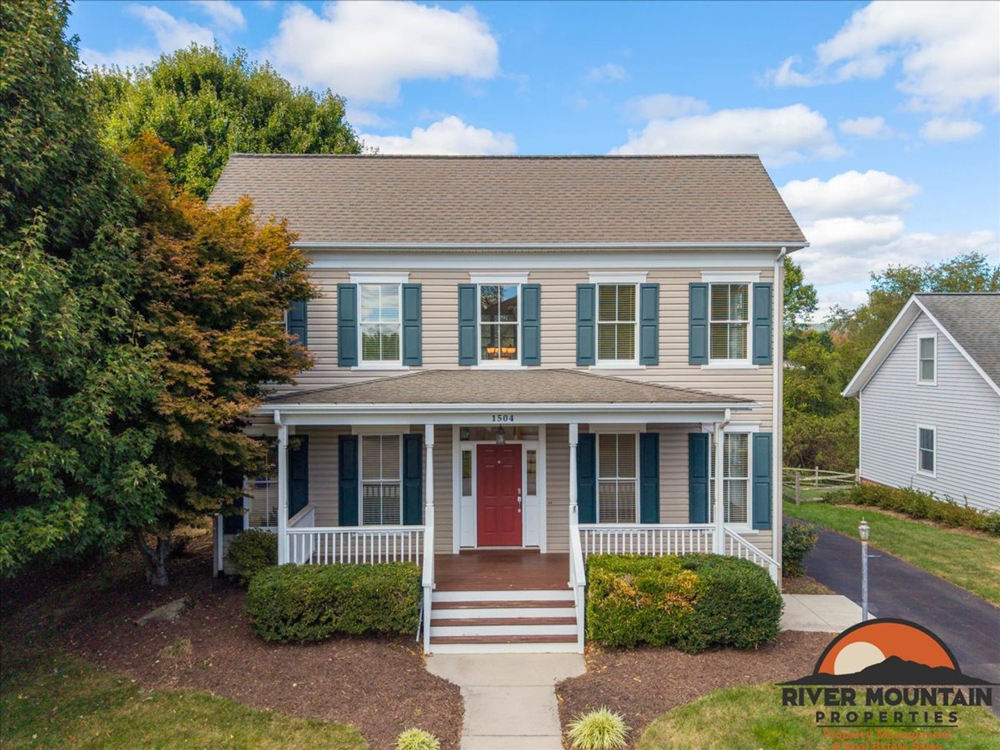 Blacksburg House: 1504 Poplar Ridge Cir