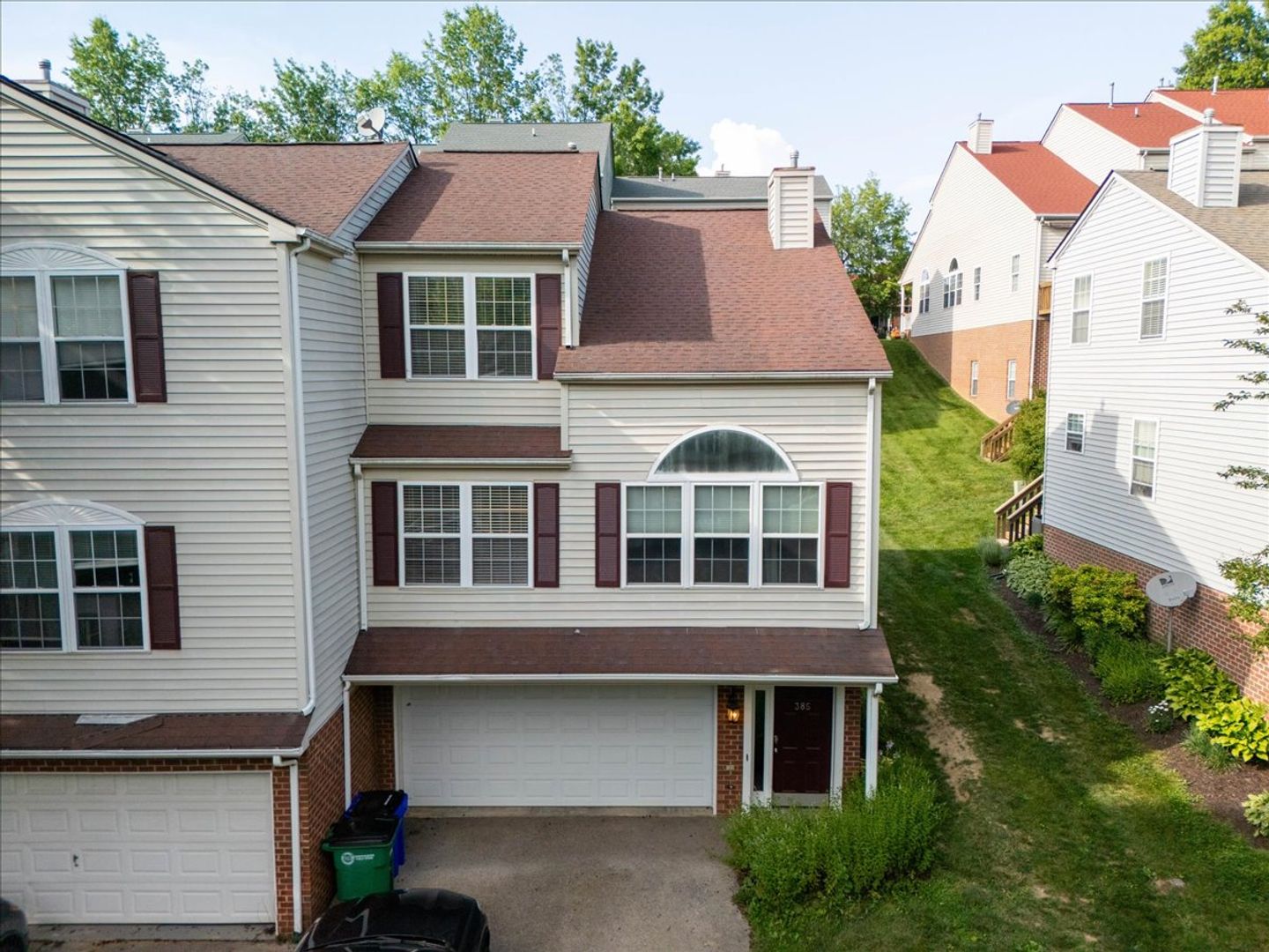 Christiansburg Townhome: 385 Silver Leaf Dr NW