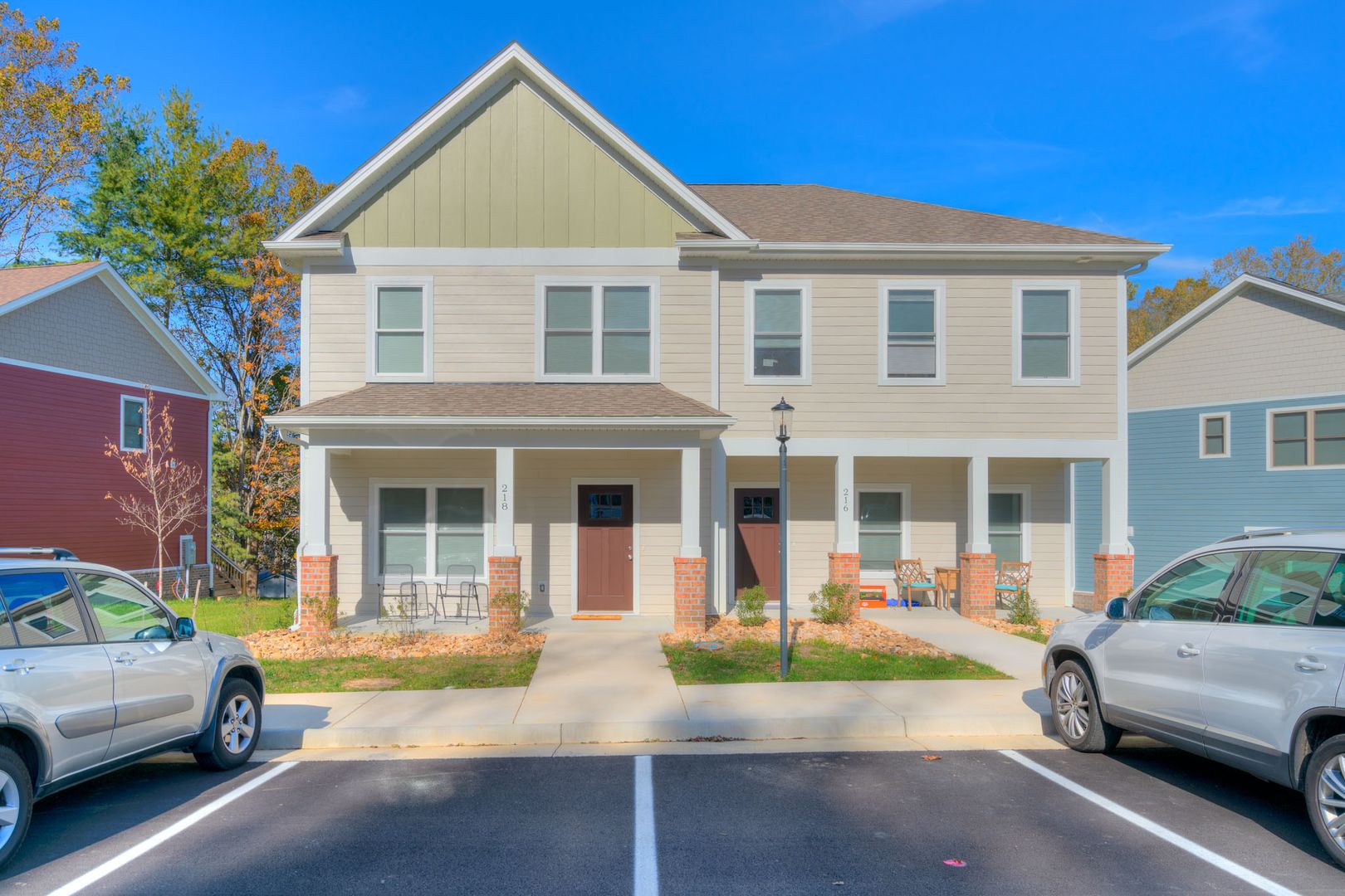 Blacksburg House: 204 Uptown Trail
