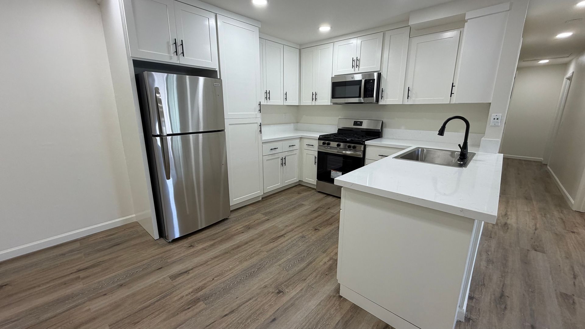 Chula Vista Apartment: 169 Brightwood Ave