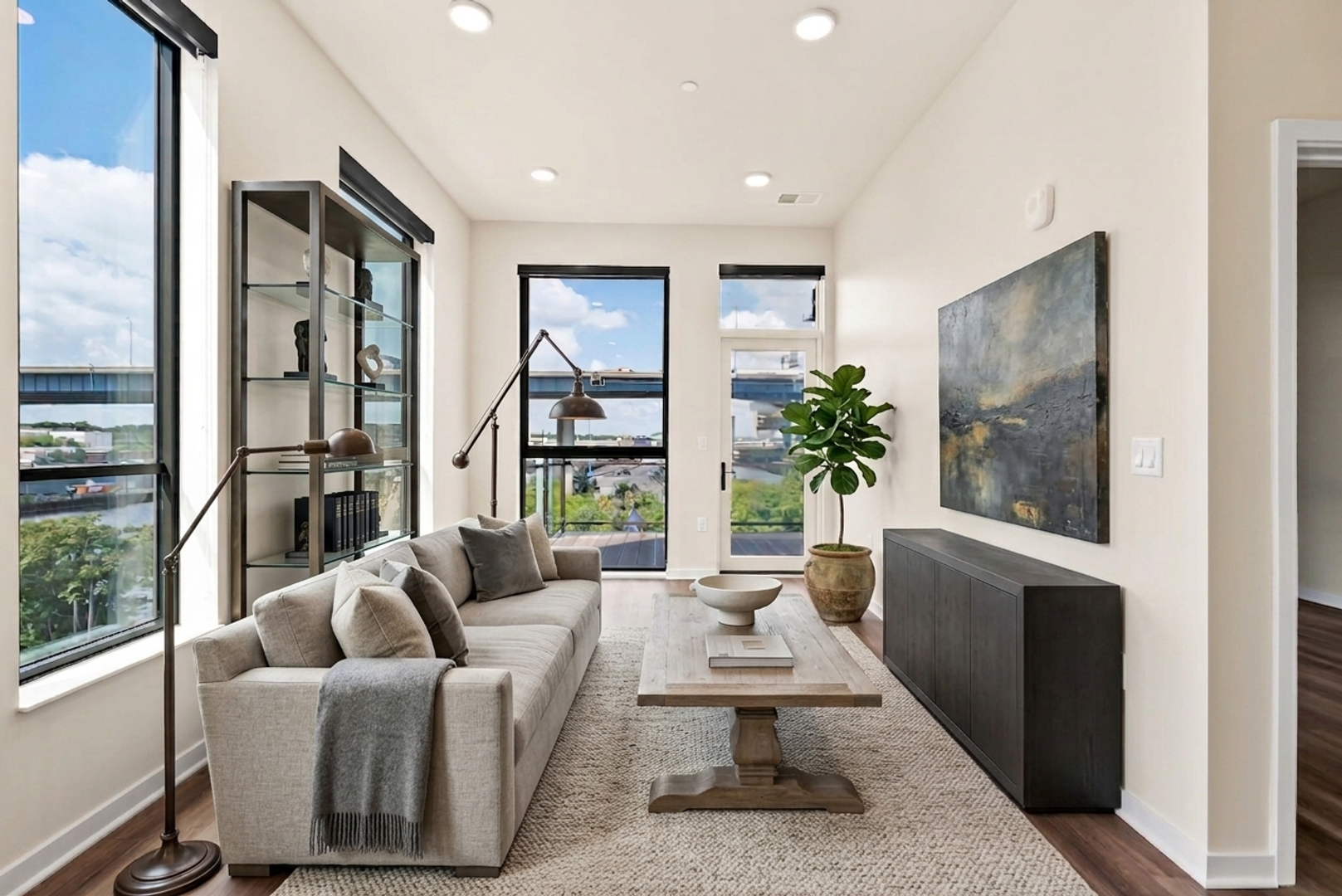 Milwaukee Apartment: 747 W Freshwater Way