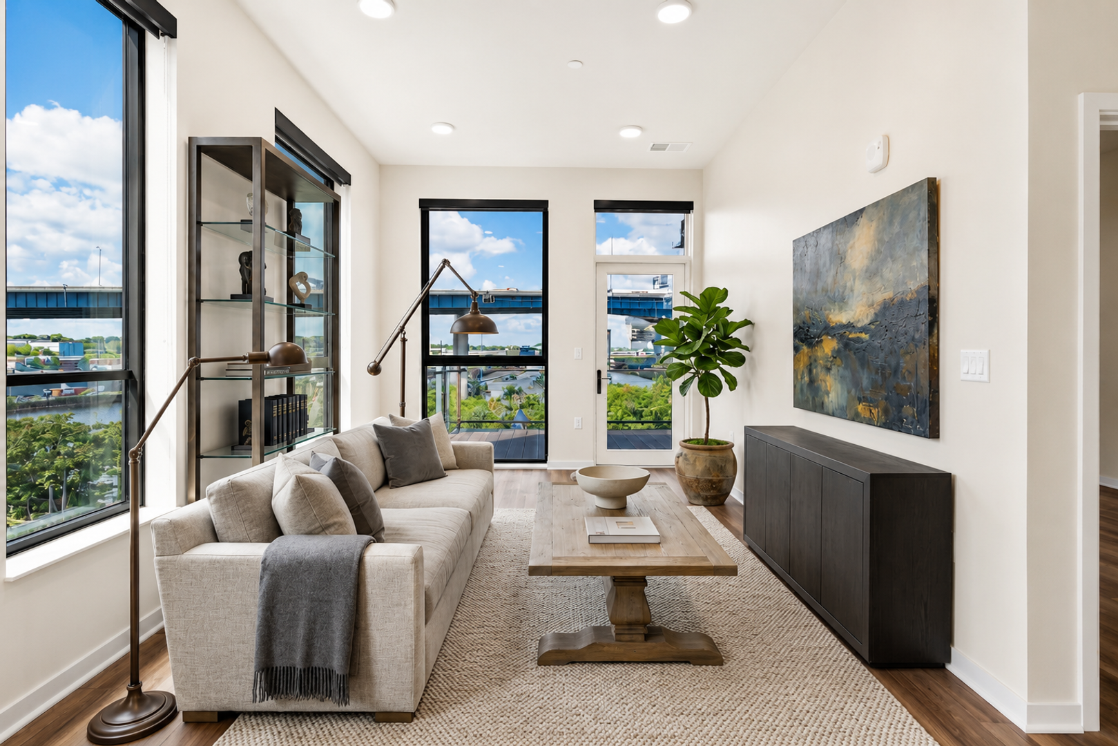 Milwaukee Apartment: 747 W Freshwater Way