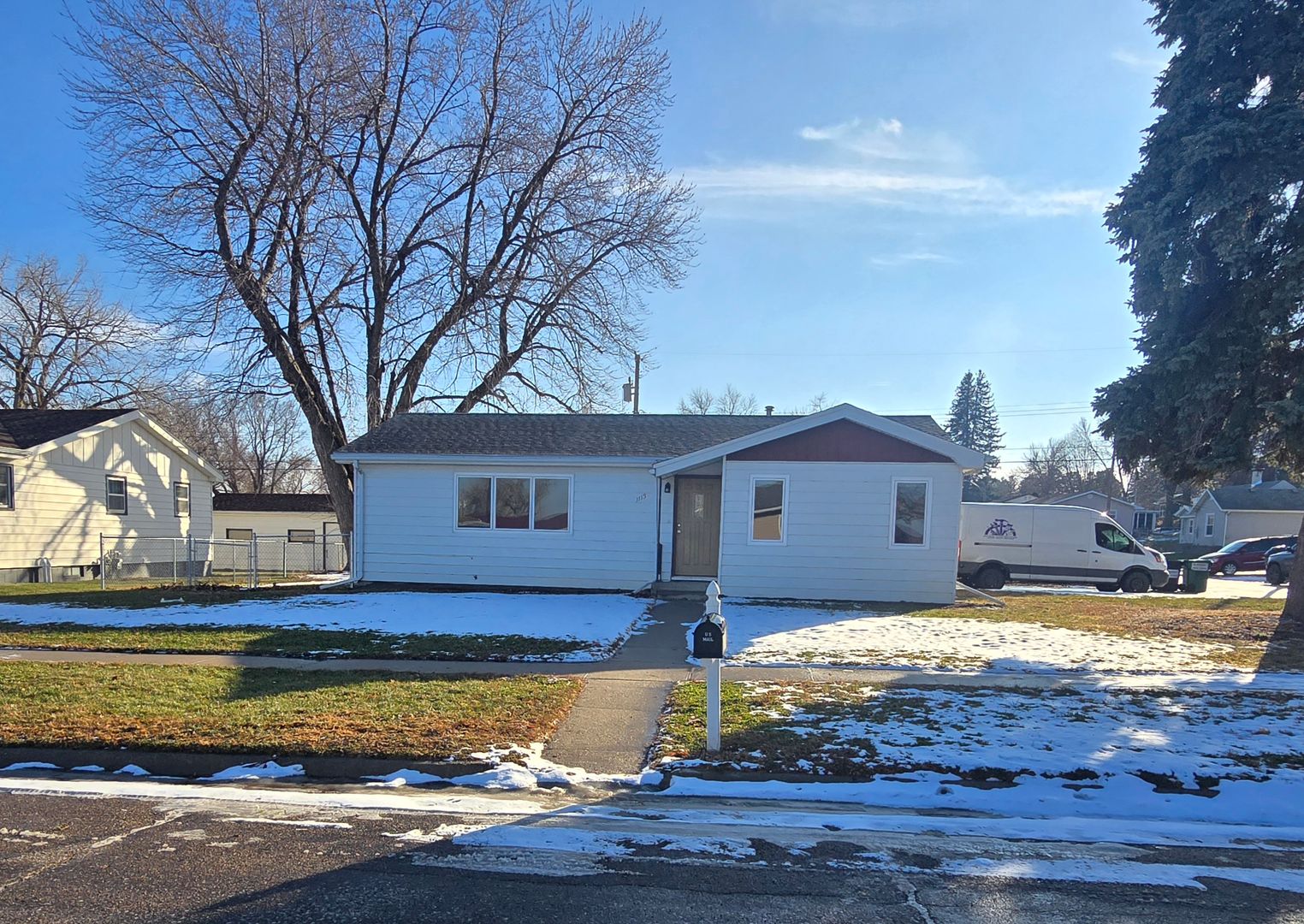 Norfolk House: 1113 Grant Ave