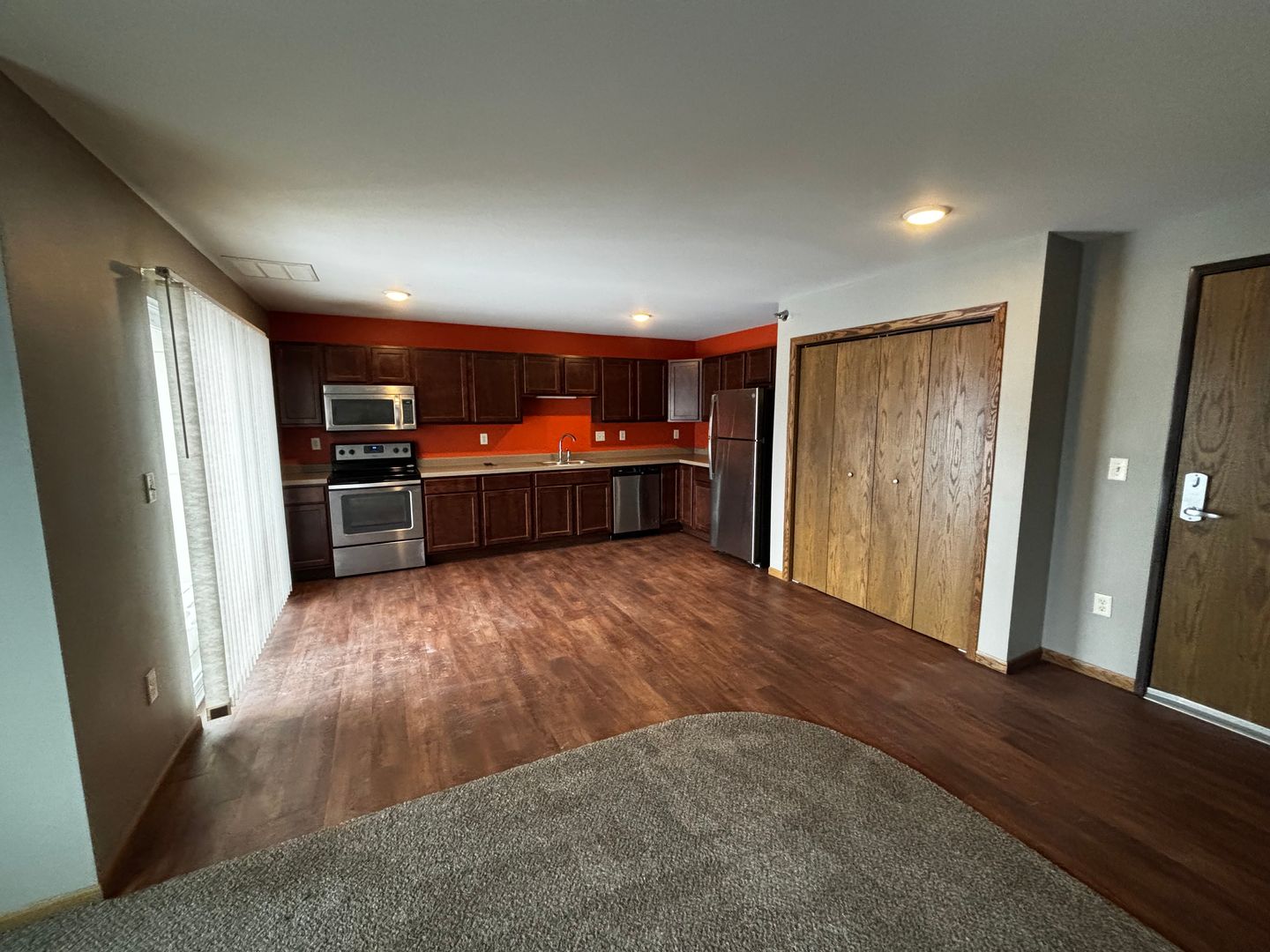 Fargo Apartment: 707 10th St N