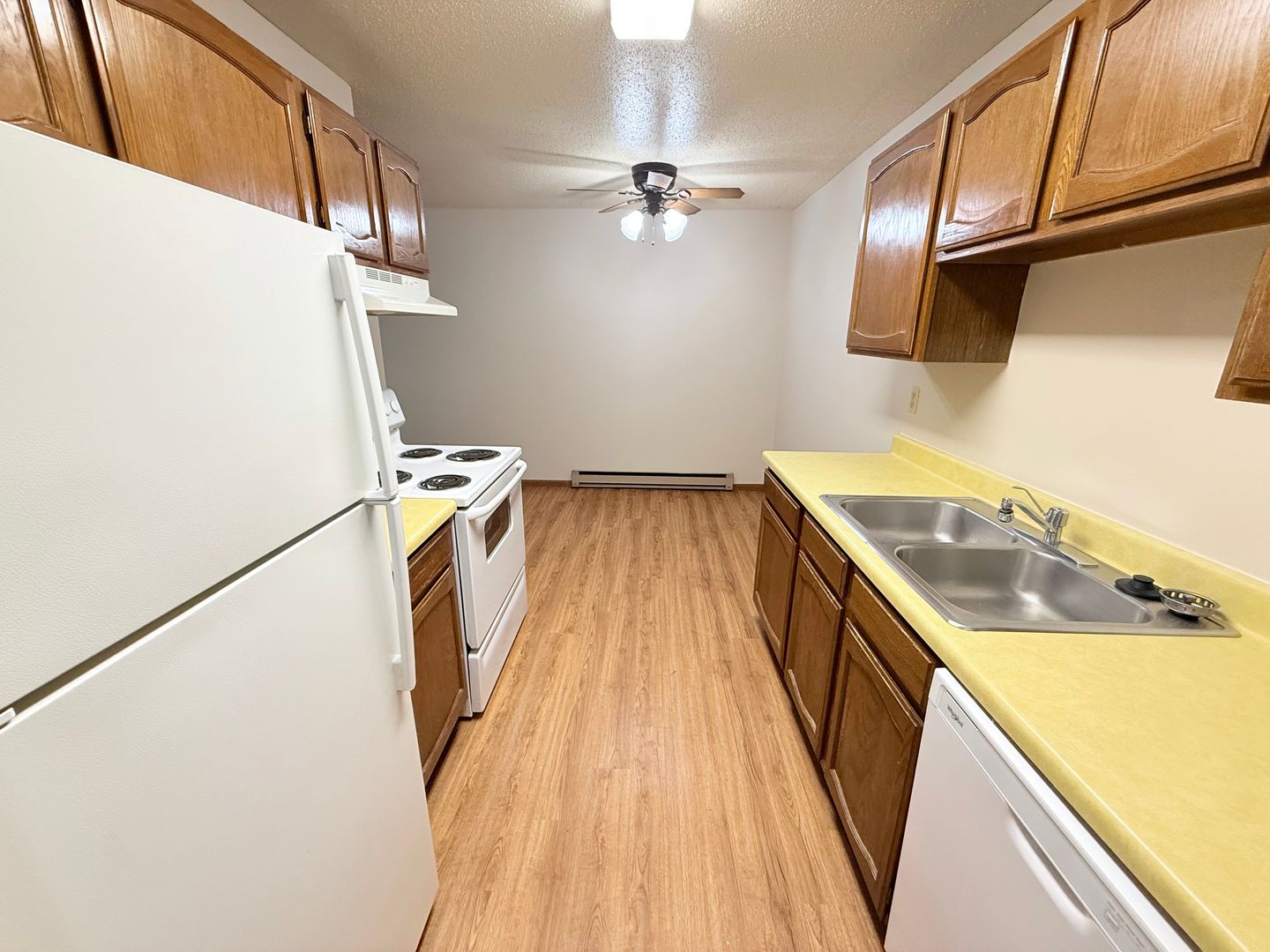 Fargo Apartment: 1422 32nd St South