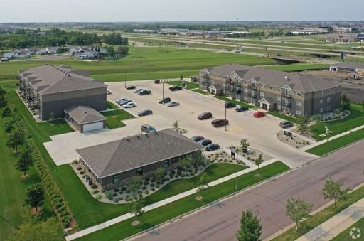 3500 38th Ave S, Unit 206, Fargo, ND 58104