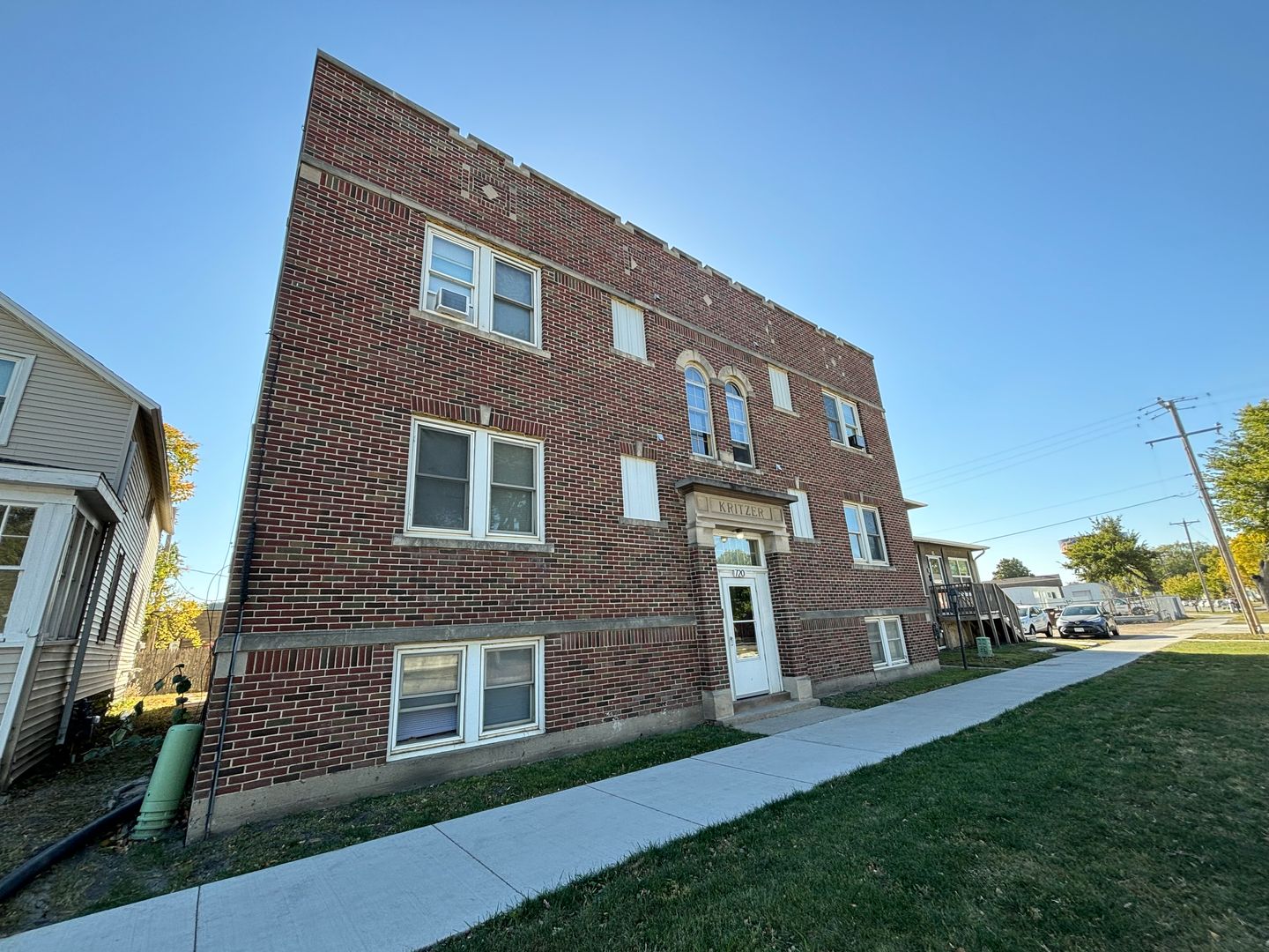 Fargo Apartment: 720 6th Ave N