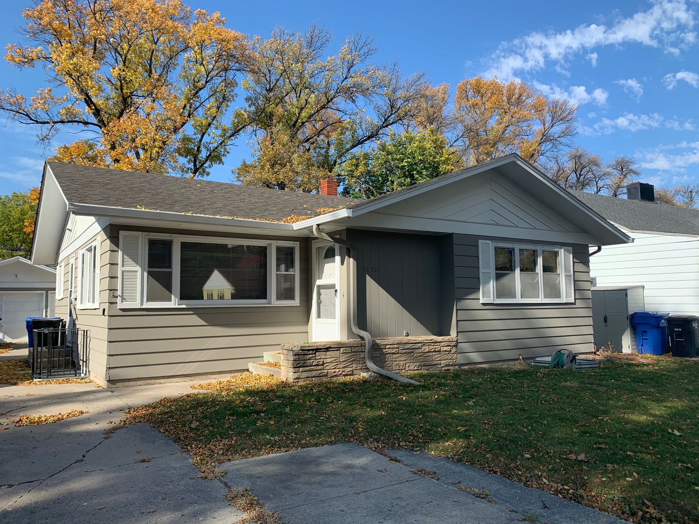 Fargo Apartment: 1418 12th St N