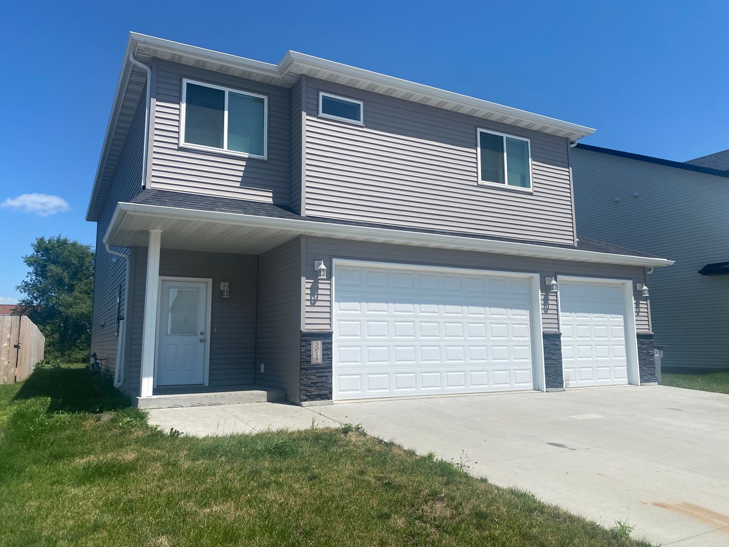 Moorhead House: 3018 33rd Ave S
