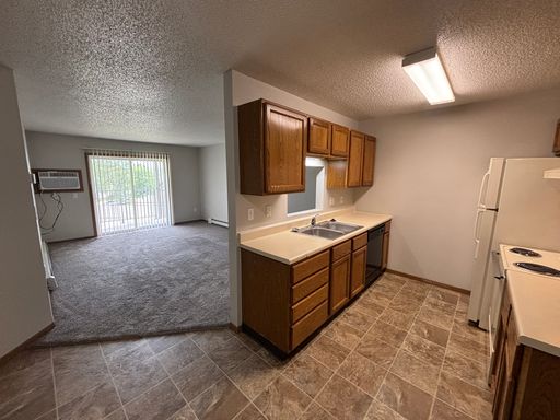 1802 40th St S - 305, Fargo, ND 58103