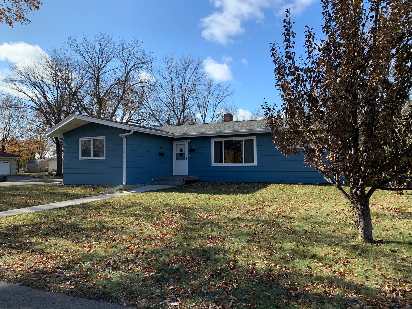 Moorhead House: 1721 13th St S