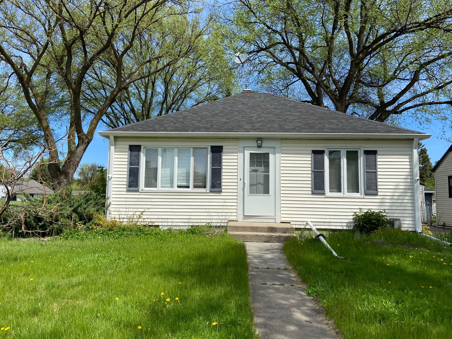 Fargo House: 1201 9th Street North